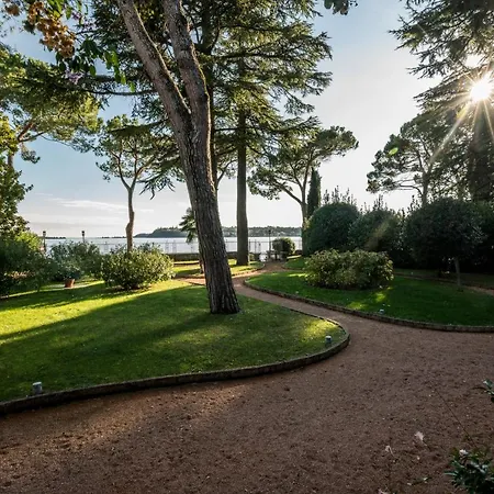 Villa Titynino *